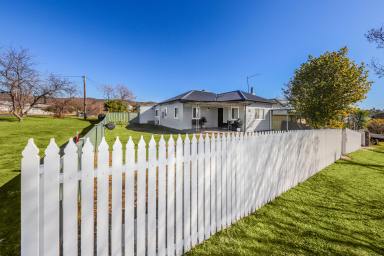 House For Sale - NSW - Tumut - 2720 - Fully Renovated 4 bedroom, 2 bathroom home  (Image 2)