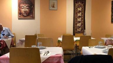 Business For Sale - VIC - Dromana - 3936 - Thriving Thai Restaurant in Prime Beachfront Location With 2 BR Residence  (Image 2)