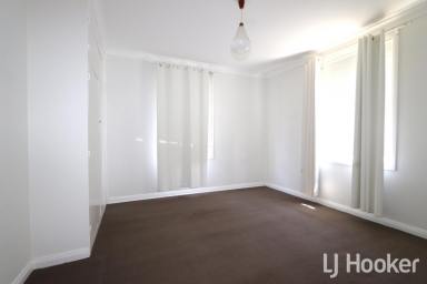 House For Lease - NSW - Inverell - 2360 - Tidy 2 bedroom cottage located on Belgravia  (Image 2)