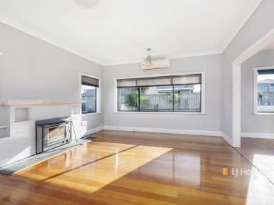 House For Lease - TAS - Devonport - 7310 - Space, Style, Schools, All Sorted  (Image 2)