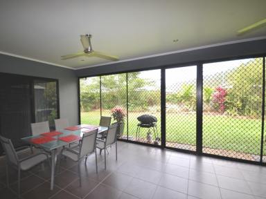 House For Lease - QLD - Gordonvale - 4865 - Large Executive Style Home - Large Shed - Large Block - Side Access  (Image 2)