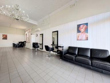 House For Sale - VIC - Kerang - 3579 - Commercial and Residential Property in the Heart of Kerang  (Image 2)