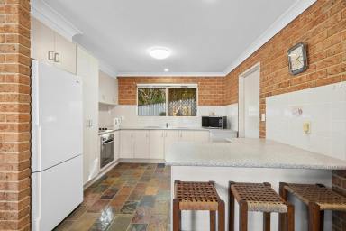 House For Sale - NSW - Toormina - 2452 - Charming Federation Retreat  (Image 2)