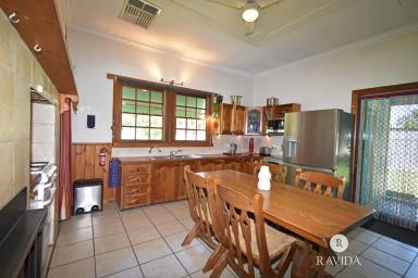 House For Lease - VIC - Chiltern - 3683 - PEACEFUL LOCATION CLOSE TO THE CBD  (Image 2)