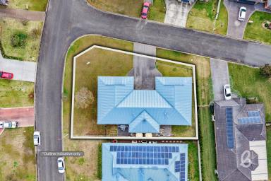 Duplex/Semi-detached Auction - NSW - Singleton - 2330 - Rare Investment Opportunity  (Image 2)
