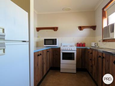 Unit For Lease - NSW - Walla Walla - 2659 - FURNISHED UNIT IN WALLA WALLA!  (Image 2)