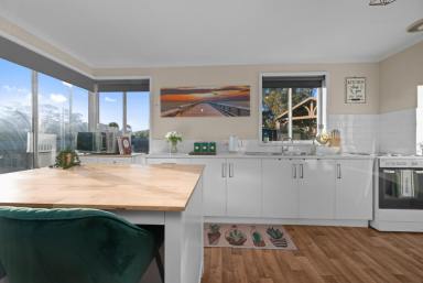 House For Sale - TAS - Clarendon Vale - 7019 - Terrific First Home Buyer Opportunity  (Image 2)