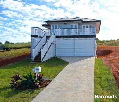 House For Sale - QLD - Childers - 4660 - CHARMING RENOVATED HOME WITH RURAL VIEWS  (Image 2)