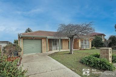 House Leased - VIC - Berwick - 3806 - Well Located Family Home  (Image 2)