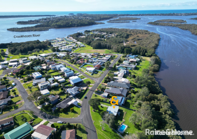 House Leased - NSW - Greenwell Point - 2540 - Waterfront Paradise  (Image 2)