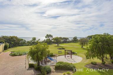Apartment For Sale - WA - Broadwater - 6280 - Majestic Views of the Beautiful Geographe Bay Beachfront. (Image 2)