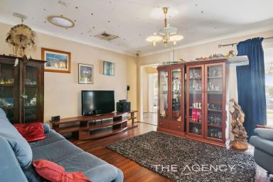 House For Sale - WA - Bayswater - 6053 - Big Block, Big Potential – Renovate, Rebuild or Redevelop!  (Image 2)