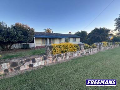 House For Sale - QLD - Kingaroy - 4610 - Half an acre waking distance to Kingaroy CBD  (Image 2)