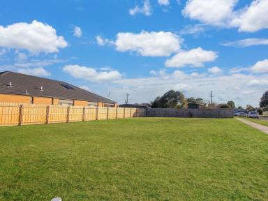 Residential Block For Sale - VIC - East Bairnsdale - 3875 - DUAL ACCESS A BONUS IN THIS NEW DEVELOPMENT  (Image 2)