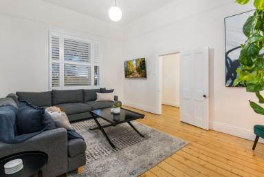 House For Sale - VIC - Quarry Hill - 3550 - Heritage Charm with Modern Comfort in Quarry Hill  (Image 2)