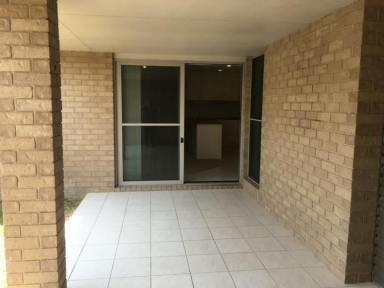 Villa For Lease - NSW - Forster - 2428 - Modern Two Bedroom Villa  (Image 2)