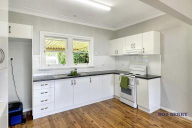 House For Lease - NSW - Dubbo - 2830 - 3 Bedroom Home Located in Sought After South Dubbo  (Image 2)