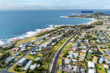 House For Sale - TAS - Bicheno - 7215 - Shack Livin'  (Image 2)