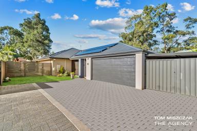 House For Sale - WA - Beckenham - 6107 - Premium and Private 2020 Built Family Home on 500sqm of Land  (Image 2)