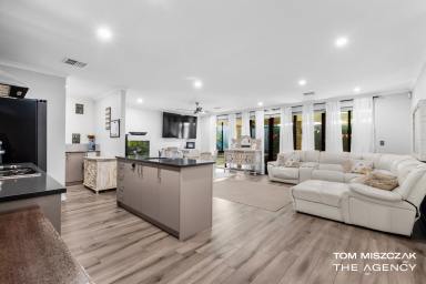 House For Sale - WA - Beckenham - 6107 - Premium and Private 2020 Built Family Home on 500sqm of Land  (Image 2)