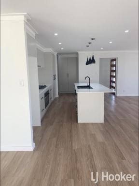 House Sold - NSW - Inverell - 2360 - SOLD BY LJ HOOKER INVERELL  (Image 2)