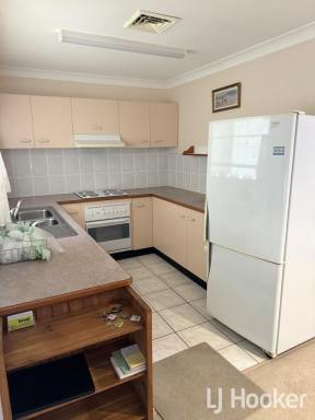 Unit For Sale - NSW - Inverell - 2360 - SOLD BY LJ HOOKER INVERELL  (Image 2)