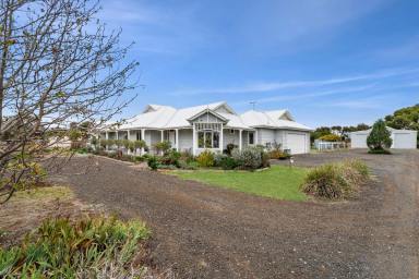 Lifestyle For Sale - VIC - Melton West - 3337 - Your Dream Rural Retreat Awaits  (Image 2)