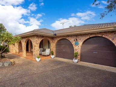 House Sold - NSW - Old Bar - 2430 - CALLING FIRST HOME BUYERS OR INVESTORS  (Image 2)
