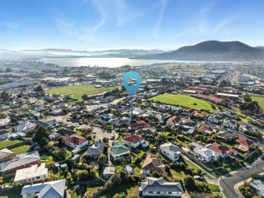 House Auction - TAS - Glenorchy - 7010 - Buy Now or at Auction - Renovator's Delight in a Prime Location  (Image 2)