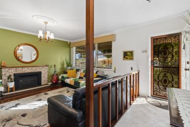 House For Sale - WA - Morley - 6062 - Spacious Family Living in a Quiet Cul-de-Sac  (Image 2)