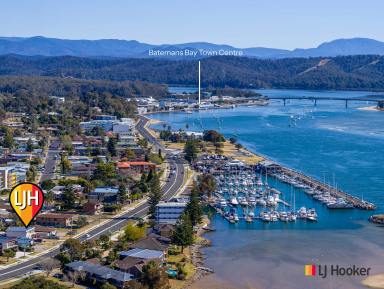 House For Sale - NSW - Batemans Bay - 2536 - Marina Precinct Development Site.....Blue-Chip Beach Road Position Batemans Bay !!  (Image 2)