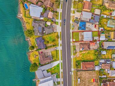 House For Sale - NSW - Batemans Bay - 2536 - Marina Precinct Development Site.....Blue-Chip Beach Road Position Batemans Bay !! (Image 2)