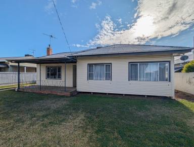 House For Sale - VIC - Swan Hill - 3585 - Four bedrooms in Burton  (Image 2)