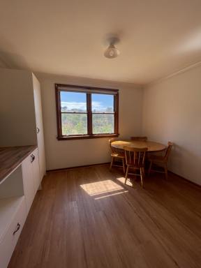 House For Sale - NSW - Gundagai - 2722 - First Home Buyers & Investors  (Image 2)