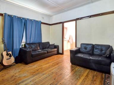 House For Sale - NSW - Young - 2594 - Rare 1,258sqm Allotment Only A 10 Minute* Walk To The CBD  (Image 2)