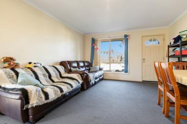 House For Sale - VIC - Mildura - 3500 - Neat, Low-Maintenance Living in a Prime Mildura Pocket  (Image 2)