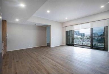 Apartment For Lease - WA - Burswood - 6100 - MODERN 2 BEDROOM 2 BATHROOM APARTMENT  (Image 2)