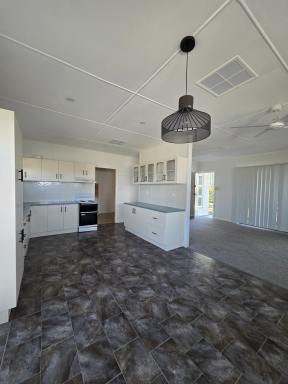 House For Lease - QLD - Biloela - 4715 - 3 Bedroom House FOR LEASE!!  (Image 2)