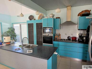 House For Sale - QLD - Tully Heads - 4854 - Tully Heads Hideaway – Where Design Meets Seclusion  (Image 2)