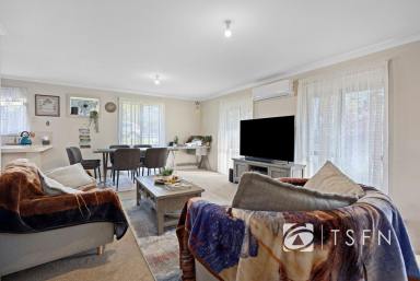 House For Sale - VIC - Strathdale - 3550 - Neat Strathdale unit for living or leasing  (Image 2)