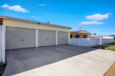 House For Sale - QLD - Avenell Heights - 4670 - LOW MAINTENANCE 3 BEDROOM BRICK!  (Image 2)
