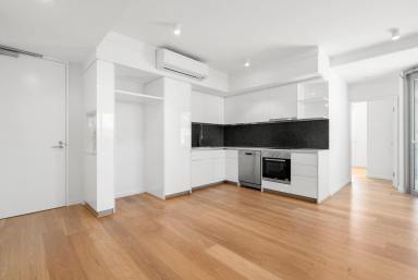 Apartment For Sale - WA - North Coogee - 6163 - Light, Lifestyle & Location  (Image 2)