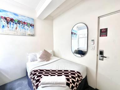 Unit Leased - NSW - Potts Point - 2011 - Modern Living in the Iconic 'Astoria' Building  (Image 2)