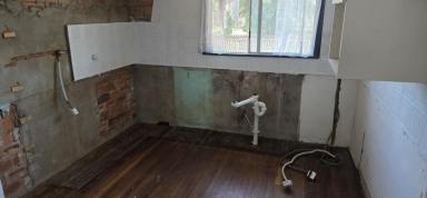 House For Sale - QLD - Ingham - 4850 - ONE FOR INVESTOR WHO IS READY TO RENOVATE!  (Image 2)