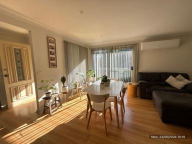 House For Lease - NSW - Surfside - 2536 - Spacious 3 Bedroom Home  (Image 2)