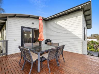 House For Sale - VIC - Sandy Point - 3959 - Relaxed coastal lifestyle in this superbly presented seaside escape  (Image 2)