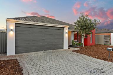 House For Sale - WA - Piara Waters - 6112 - THE PERFECT BLEND OF STYLE, SPACE & FAMILY COMFORT  (Image 2)