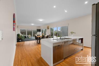 Unit For Sale - TAS - Longford - 7301 - Stylish and Low-Maintenance Home in a Great Community  (Image 2)
