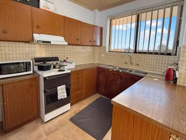 Unit For Sale - NSW - Leeton - 2705 - INVESTMENT POTENTIAL  (Image 2)