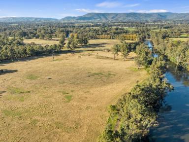 Lifestyle For Sale - VIC - Seymour - 3660 - GOULBURN RIVER FRONTAGE  (Image 2)